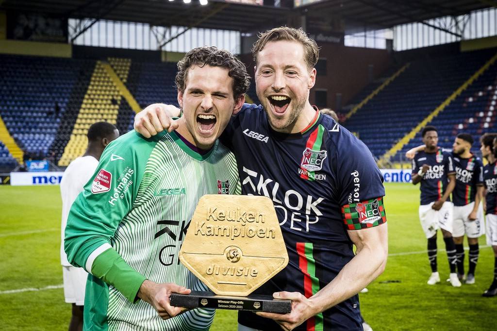 有的球员希 有的球员希